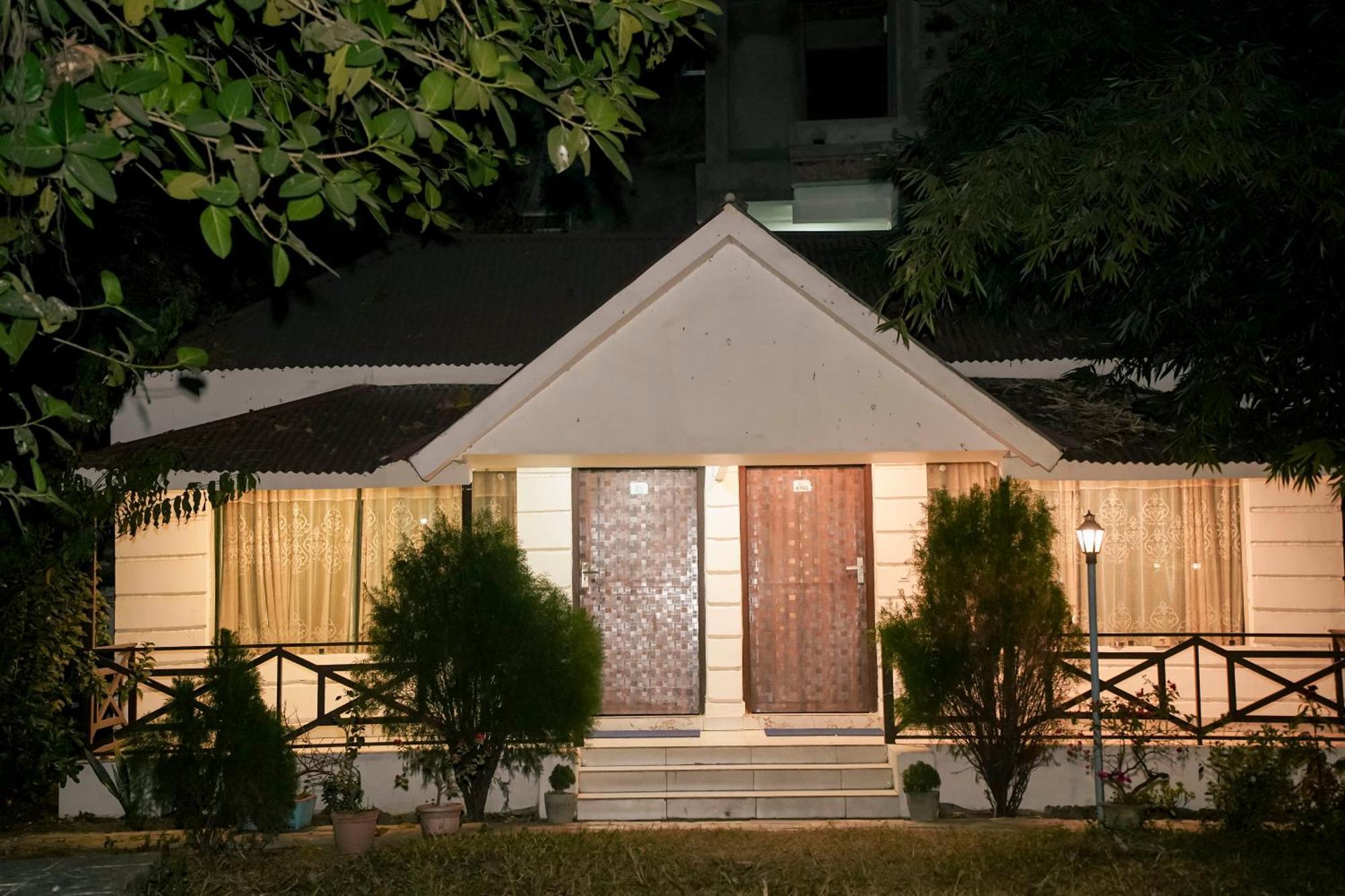 Chintan Chautari Itahari Luaran gambar